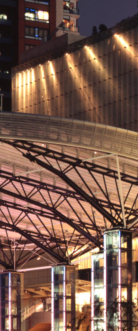 六本木ヒルズ　けやき坂コンプレックス